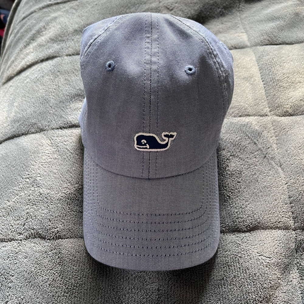 NWOT VINEYARD VINES OXFORD BLUE WHALE LOG HAT